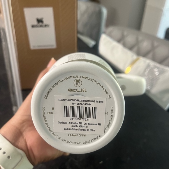 Stanley White Checkered Designer Patterned 40 OZ Tumbler - Picture 5 of 5